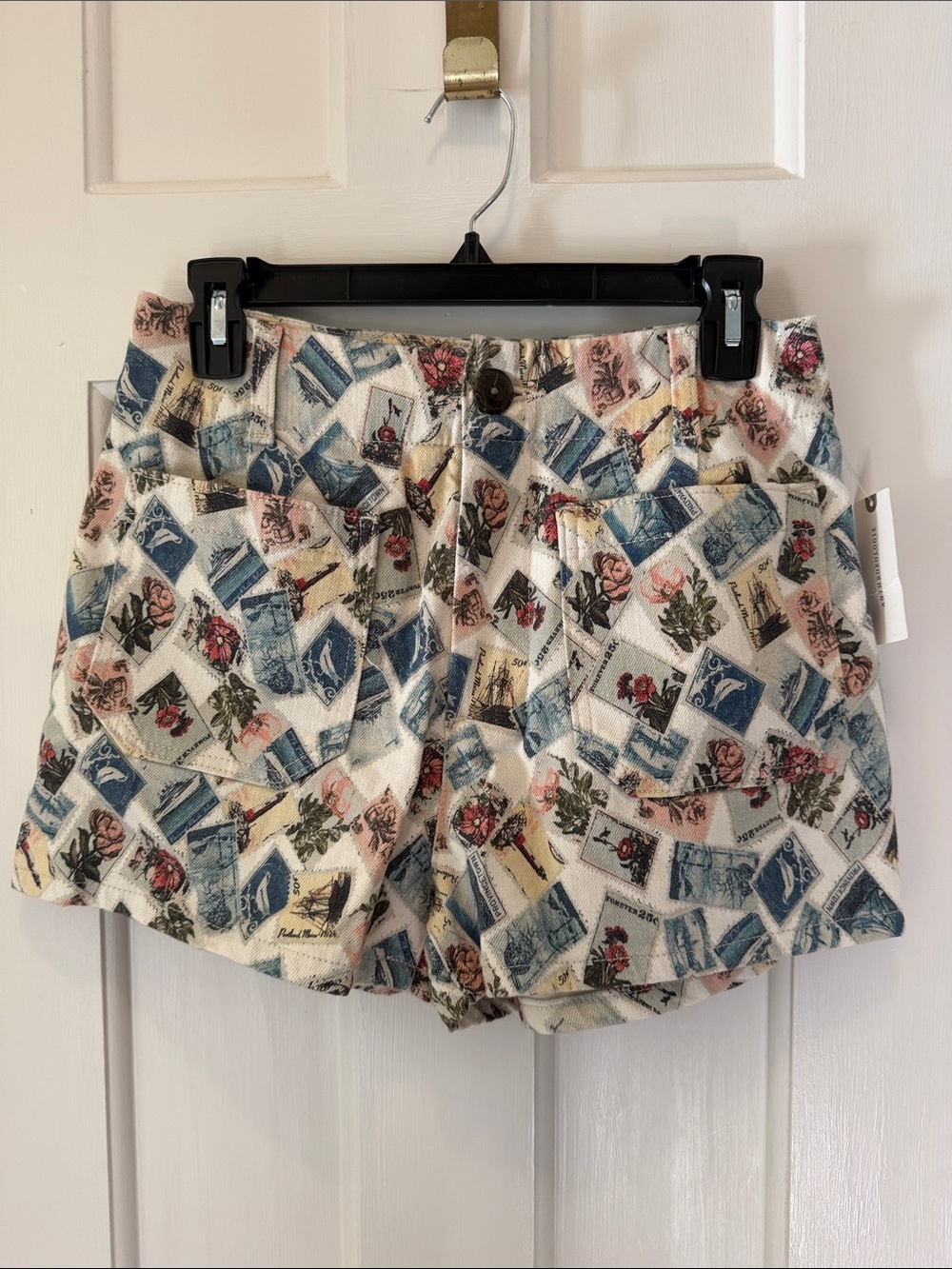 NWT Anthropologie Mauve Colette Short White Multicolor Travel Stamp Jean Shorts